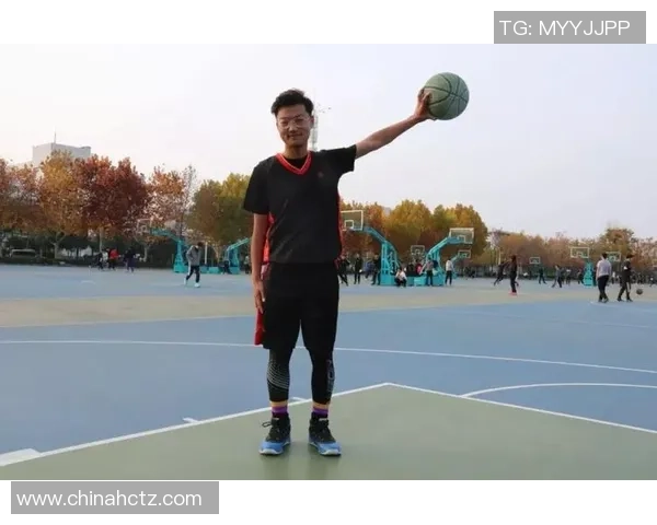 篮球巨星的荣耀与挑战：从球场传奇到个人成长的心路历程