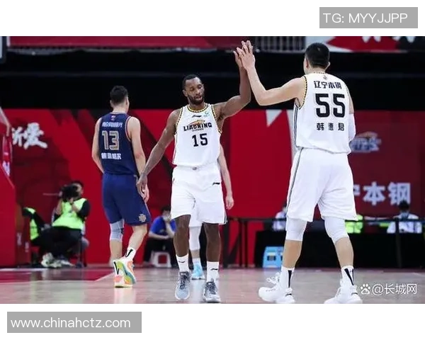 辽宁本钢与新疆广汇激烈对决 双方实力对比与赛季前景分析